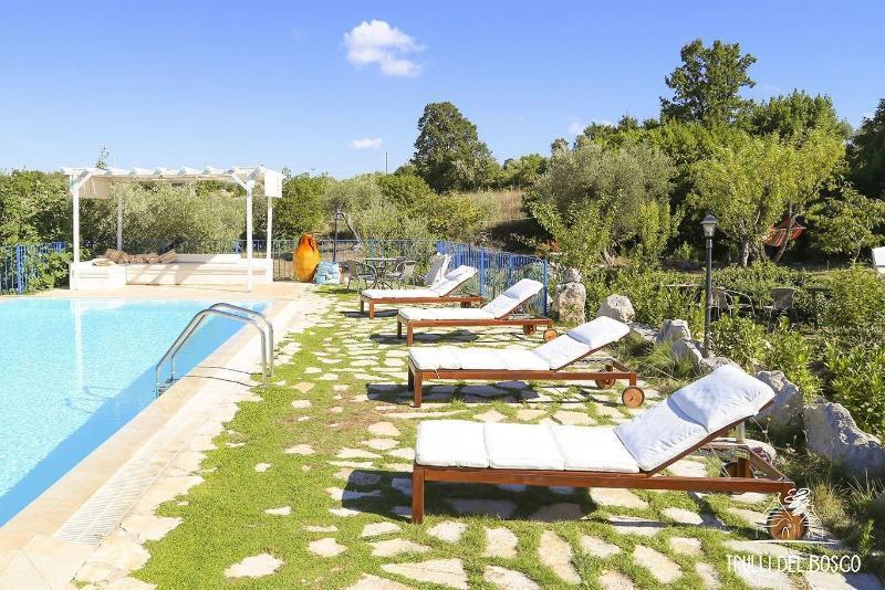 مبيت وإفطار ألبيروبيللو Trulli Del Bosco المظهر الخارجي الصورة